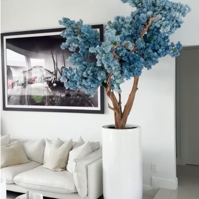 Saintekas artificial plant in vase