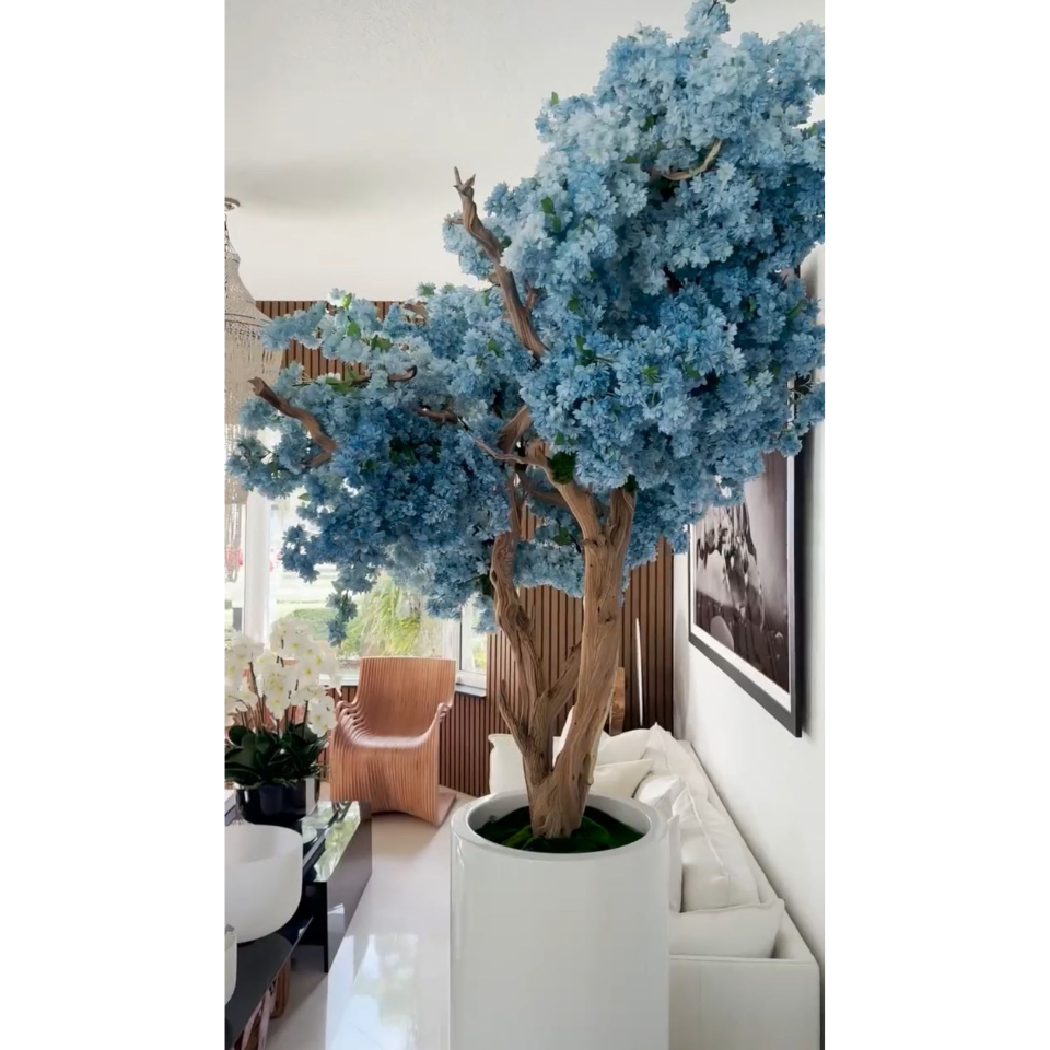 Saintekas artificial plant in vase